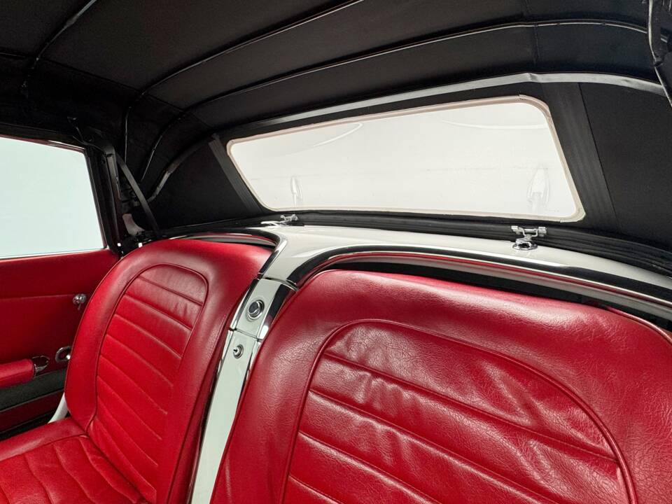 Image 16/19 of Chevrolet Corvette (1959)