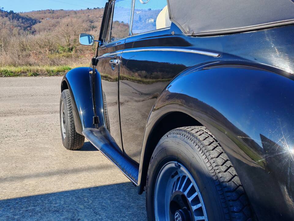 Bild 8/35 von Volkswagen Käfer 1303 LS (1975)