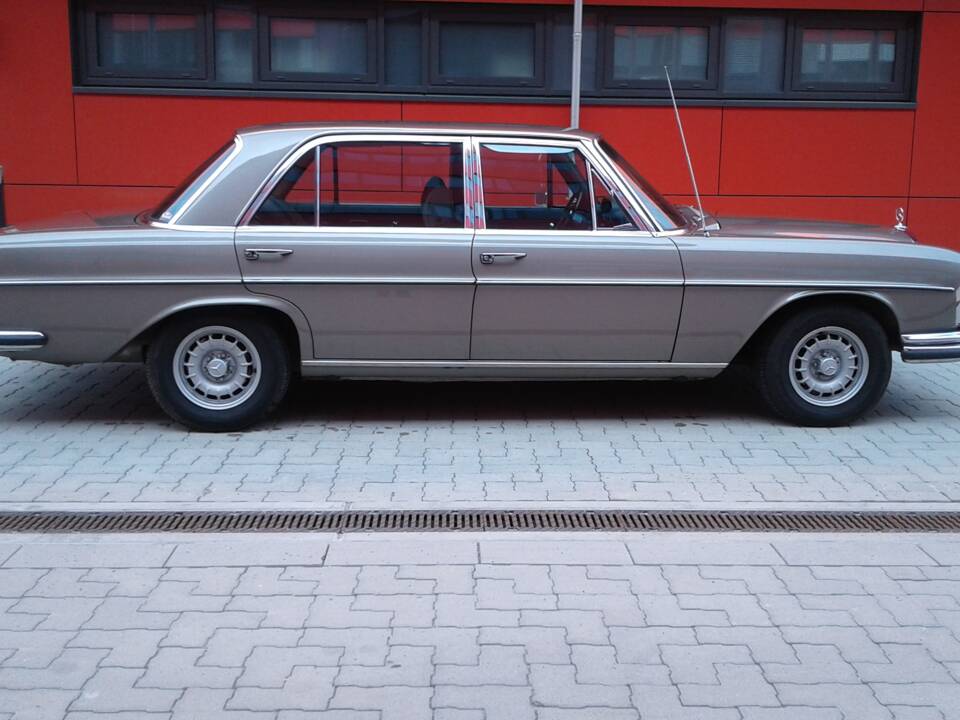 Bild 8/30 von Mercedes-Benz 300 SEL 3.5 (1971)