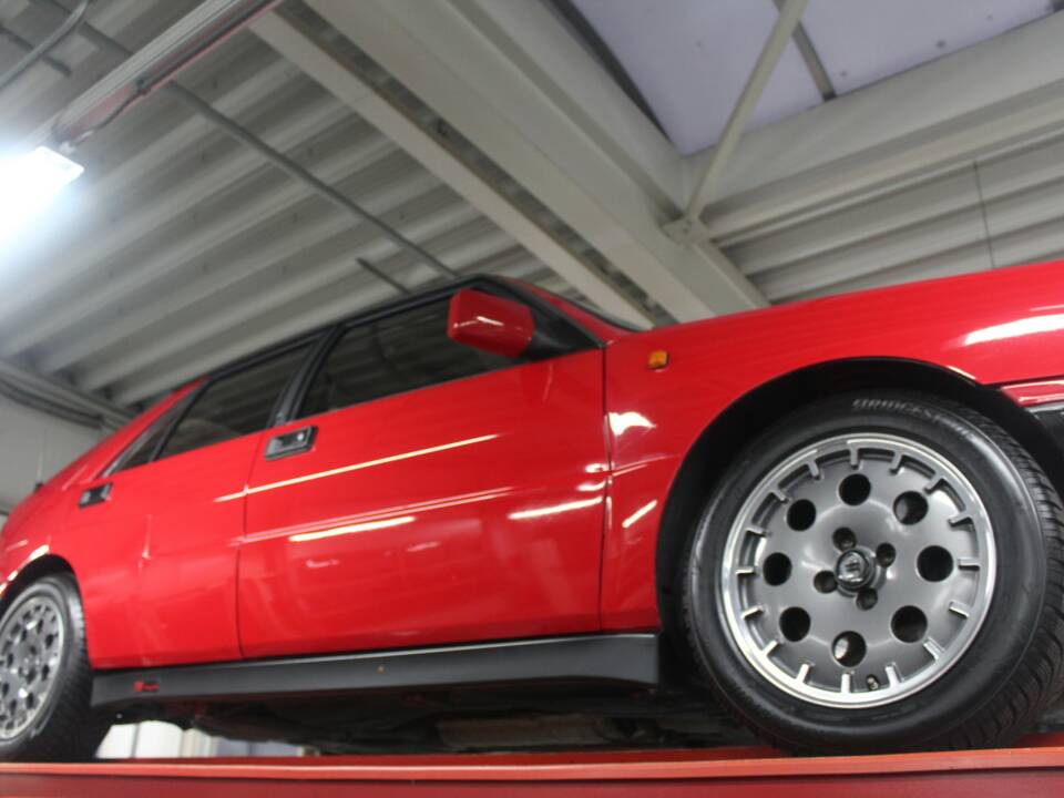 Imagen 14/50 de Lancia Delta HF Integrale Evoluzione I (1991)