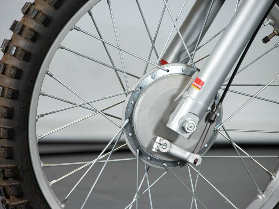 Immagine 41/50 di SWM DUMMY (1975)