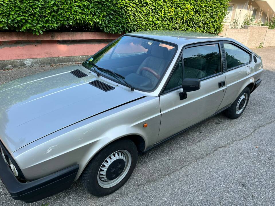 Bild 5/26 von Alfa Romeo Alfasud 1.3 Sprint (1987)