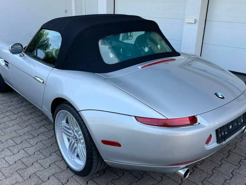 Image 15/36 of BMW Z8 (2002)