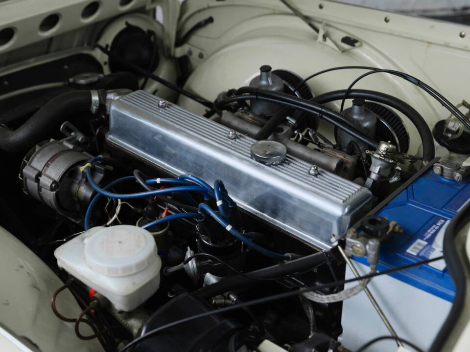 Bild 34/44 von Triumph TR 250 (1968)
