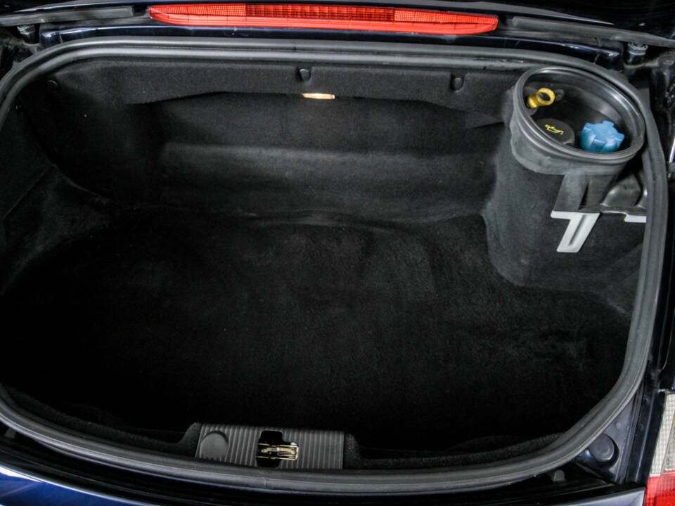 Image 39/50 of Porsche Boxster (2005)