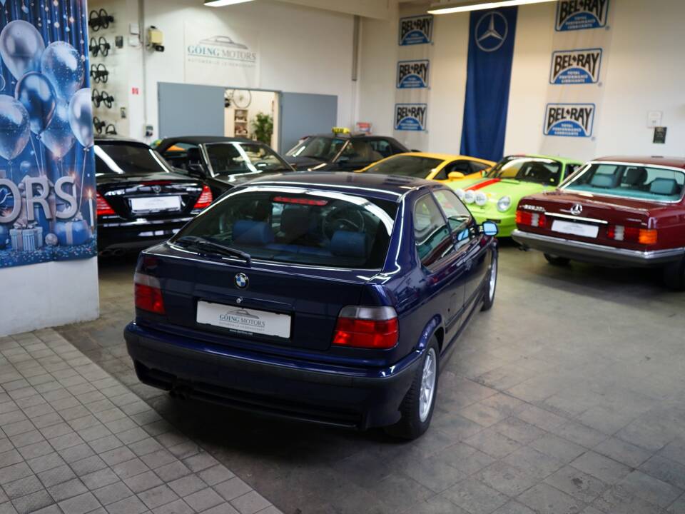 Image 14/33 of BMW 323ti Compact (1999)