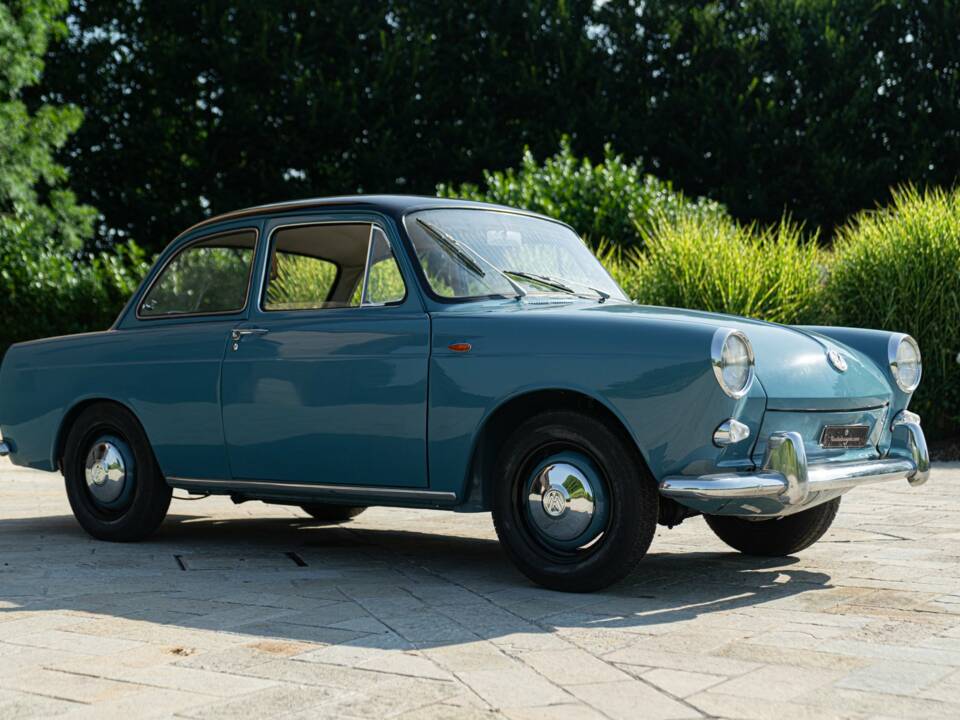 Immagine 2/50 di Volkswagen 1500 (1963)