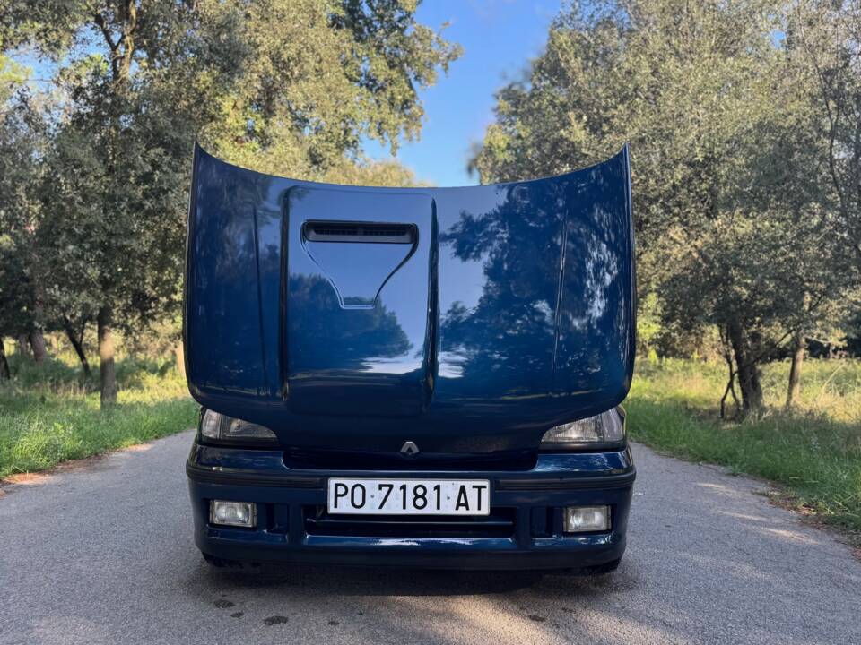 Bild 39/40 von Renault Clio I 1.8 16V (1993)