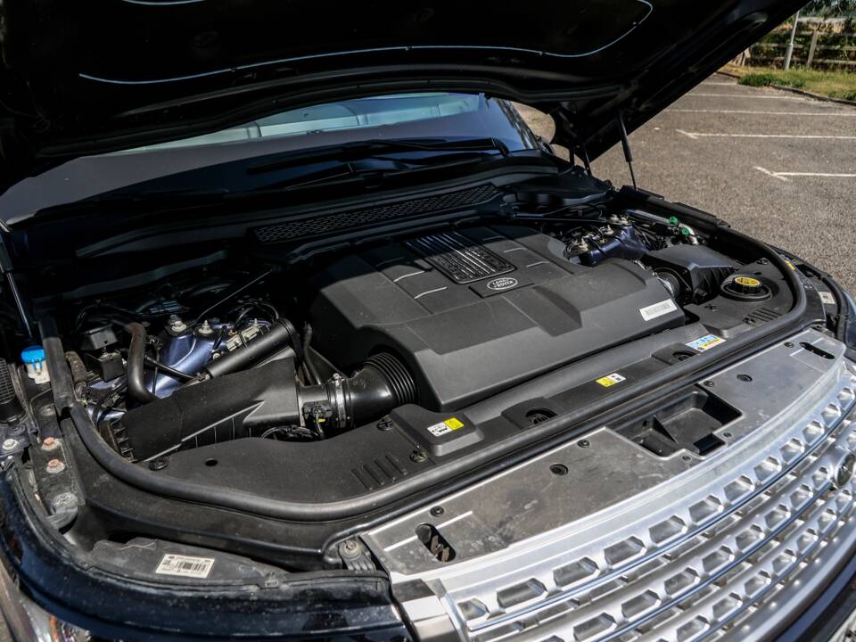Immagine 19/30 di Land Rover Range Rover Autobiography SDV8 (2016)