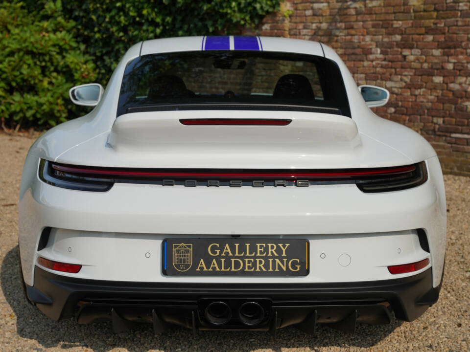 Image 32/50 of Porsche 911 GT3 Touring (2023)