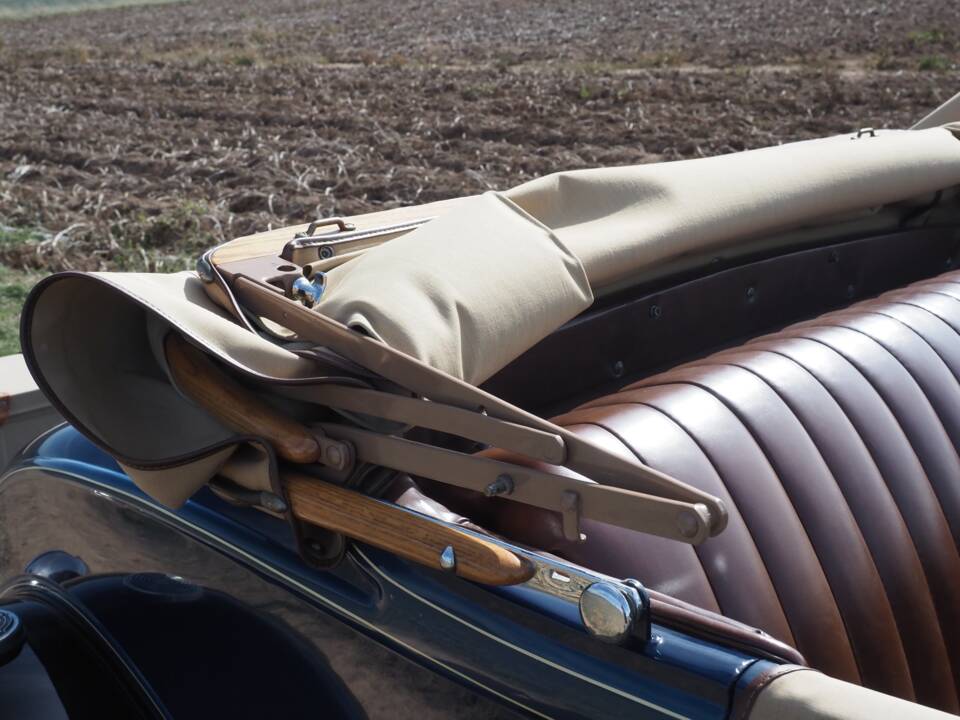Image 36/60 of Ford Model A De Luxe (1931)