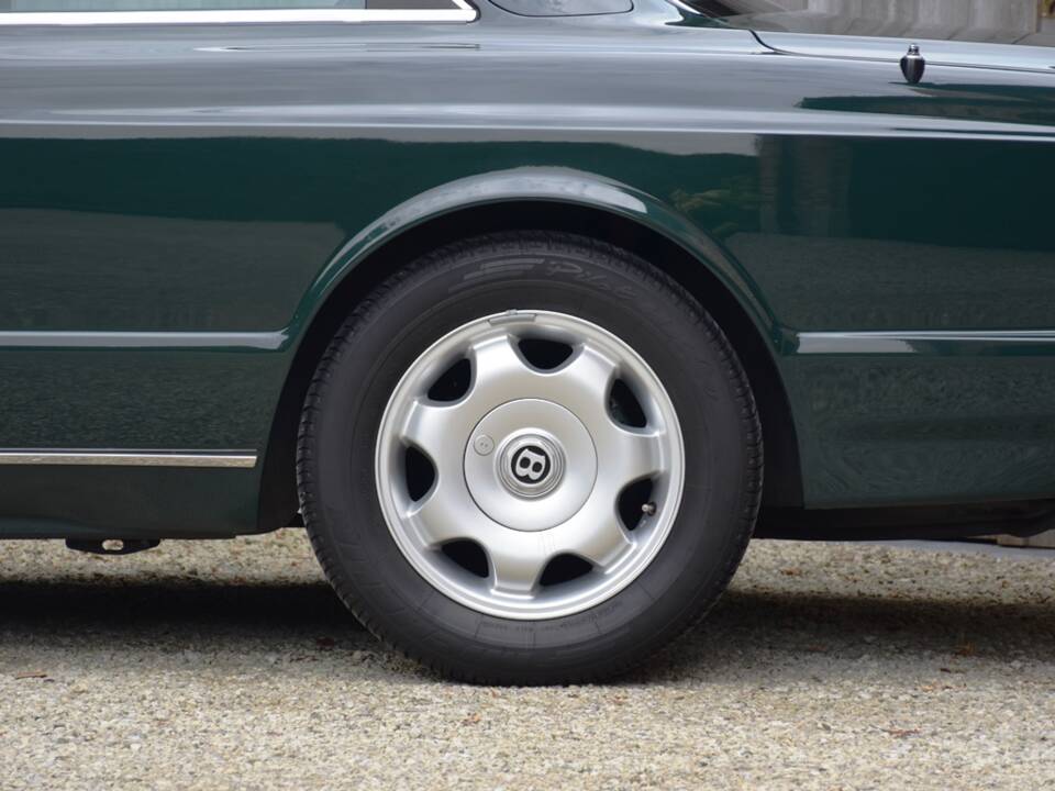 Image 18/43 of Bentley Continental R (1993)