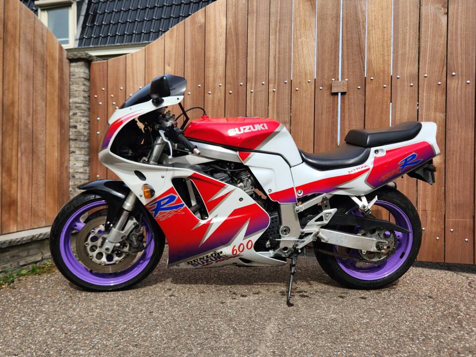 Bild 1/12 von Suzuki DUMMY (1993)