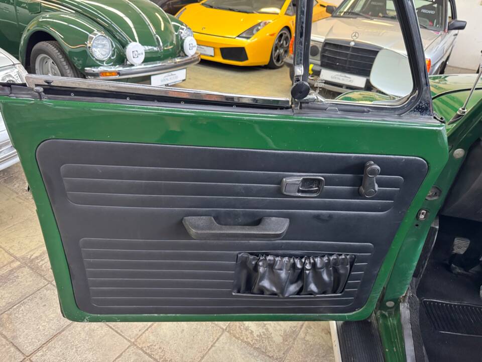 Bild 25/35 von Volkswagen Käfer 1303 LS (1979)