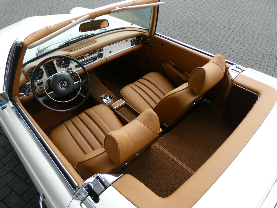 Bild 16/30 von Mercedes-Benz 280 SL (1970)