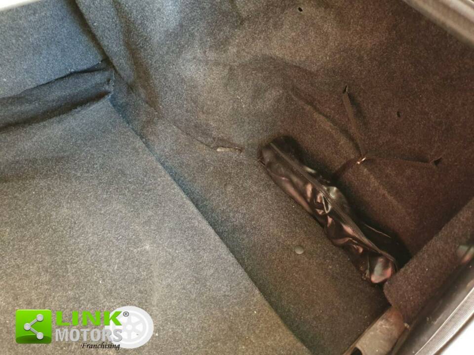 Immagine 26/50 di Lancia Thema 8.32 (1989)