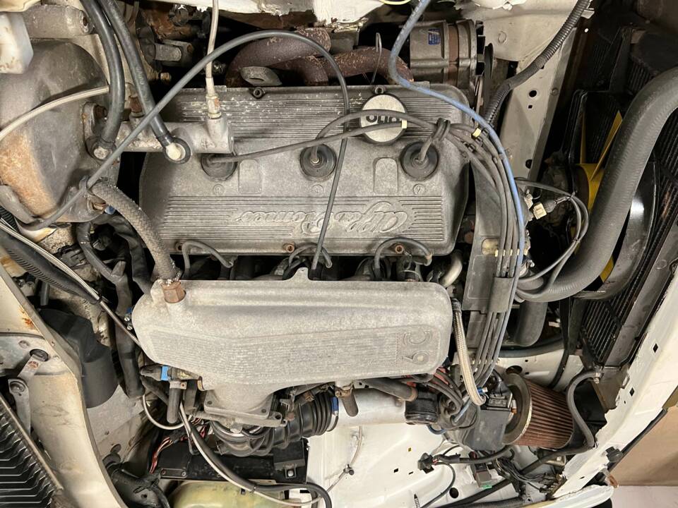 Bild 11/17 von Alfa Romeo 75 3.0 V6 America (1990)