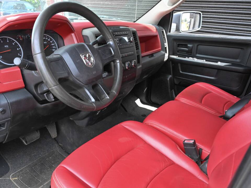 Imagen 4/50 de Dodge Ram 1500 (2011)