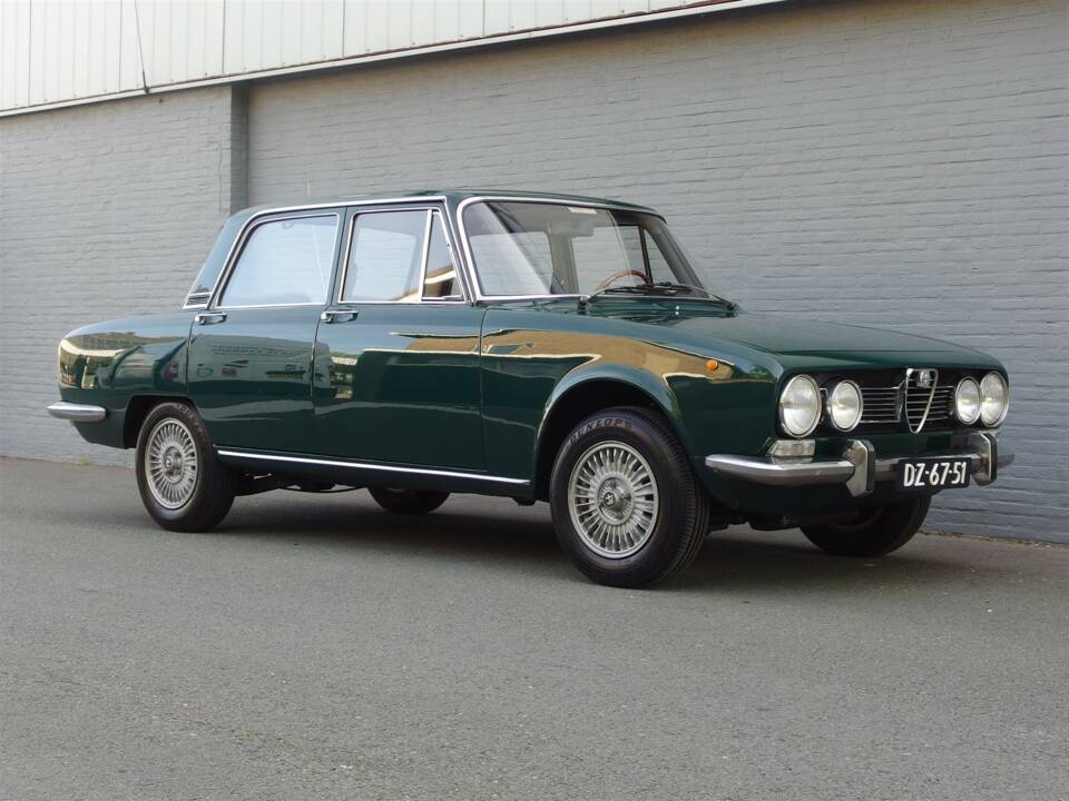 Image 1/99 of Alfa Romeo 1750 Berlina (1970)
