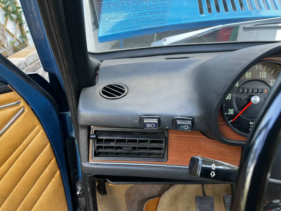 Bild 114/138 von Audi 80 GL (1974)