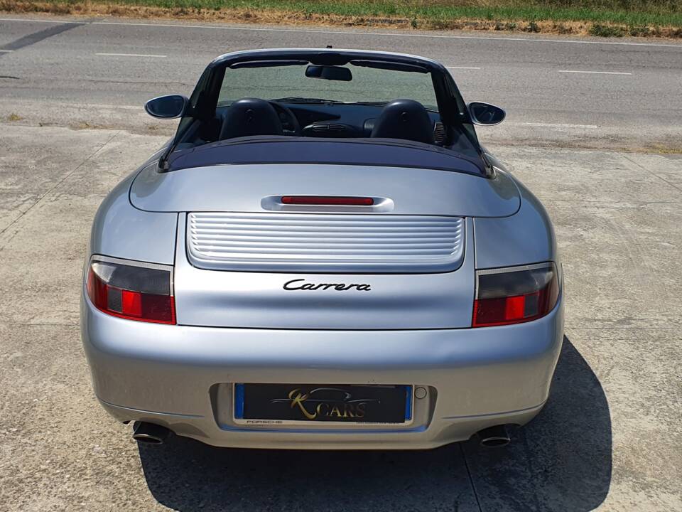Image 6/31 de Porsche 911 Carrera (2000)