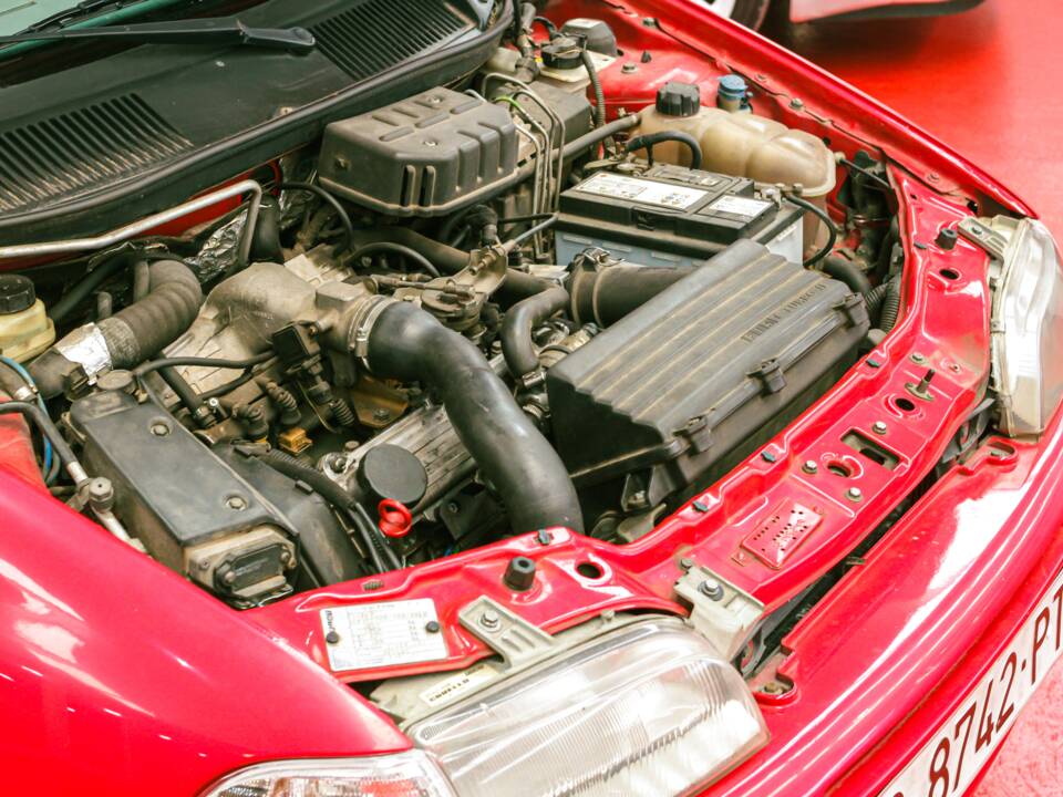 Image 23/39 of FIAT Punto GT (1995)