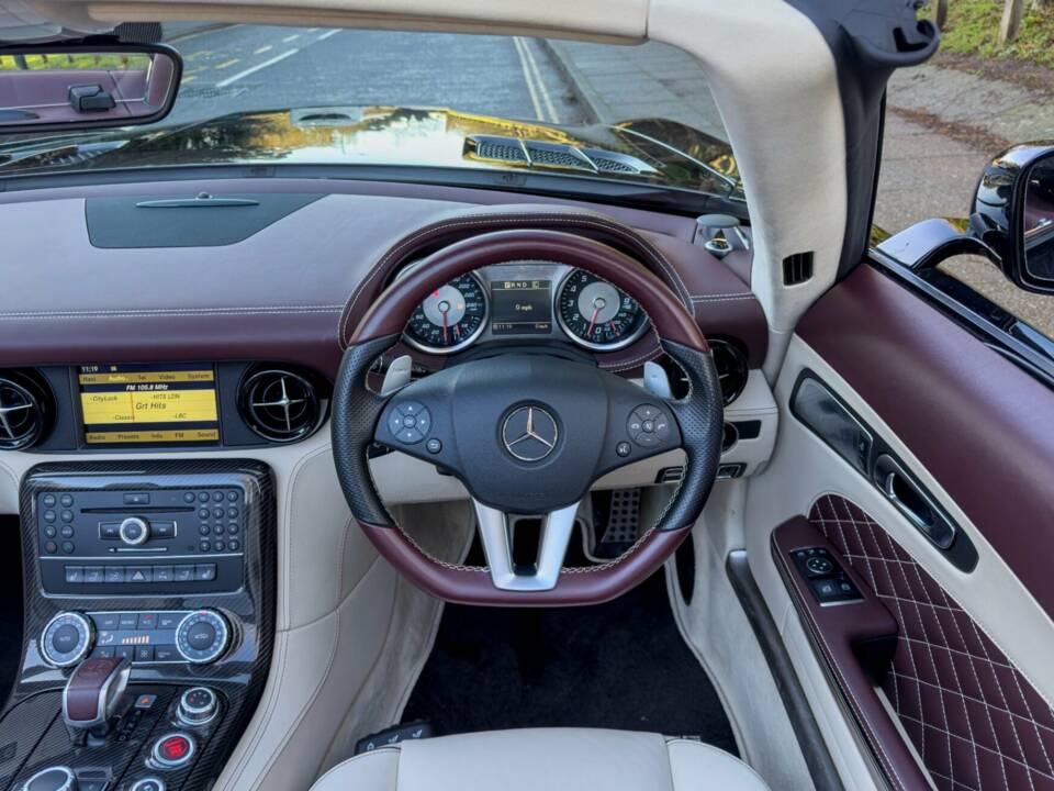 Afbeelding 16/26 van Mercedes-Benz SLS AMG GT Roadster (2014)