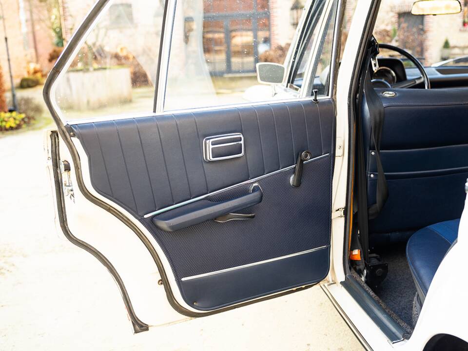 Bild 37/67 von BMW 1800 (1970)