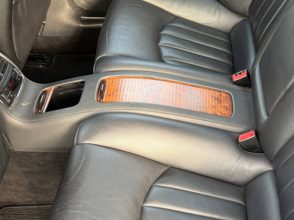 Bild 27/51 von Mercedes-Benz CLS 350 (2005)