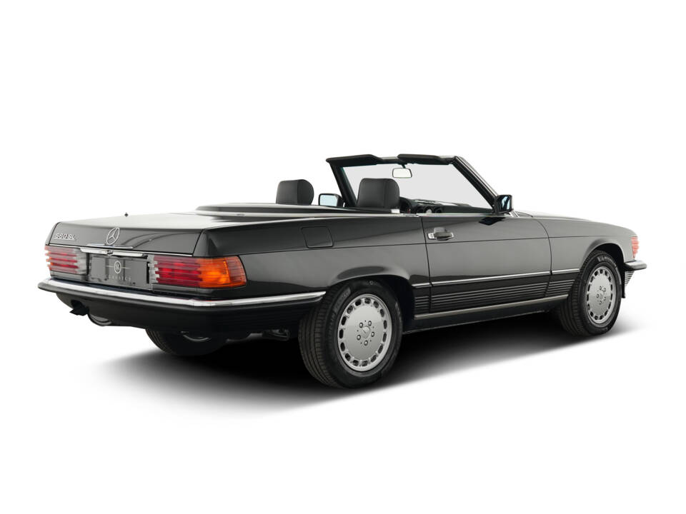 Image 4/58 of Mercedes-Benz 560 SL (1989)