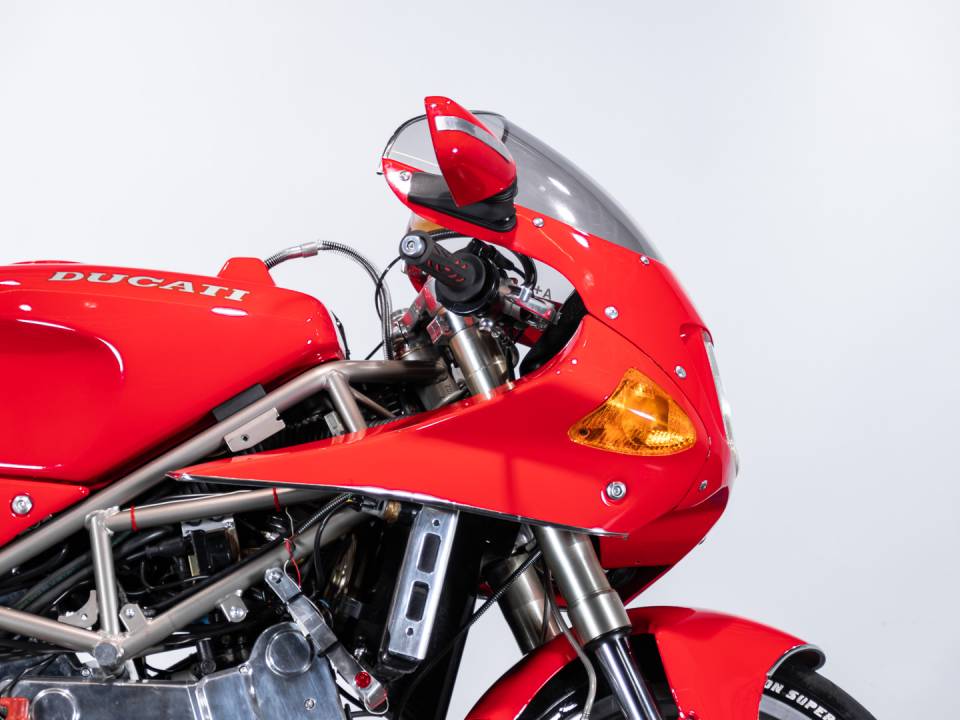 Immagine 29/50 di Ducati DUMMY (1993)