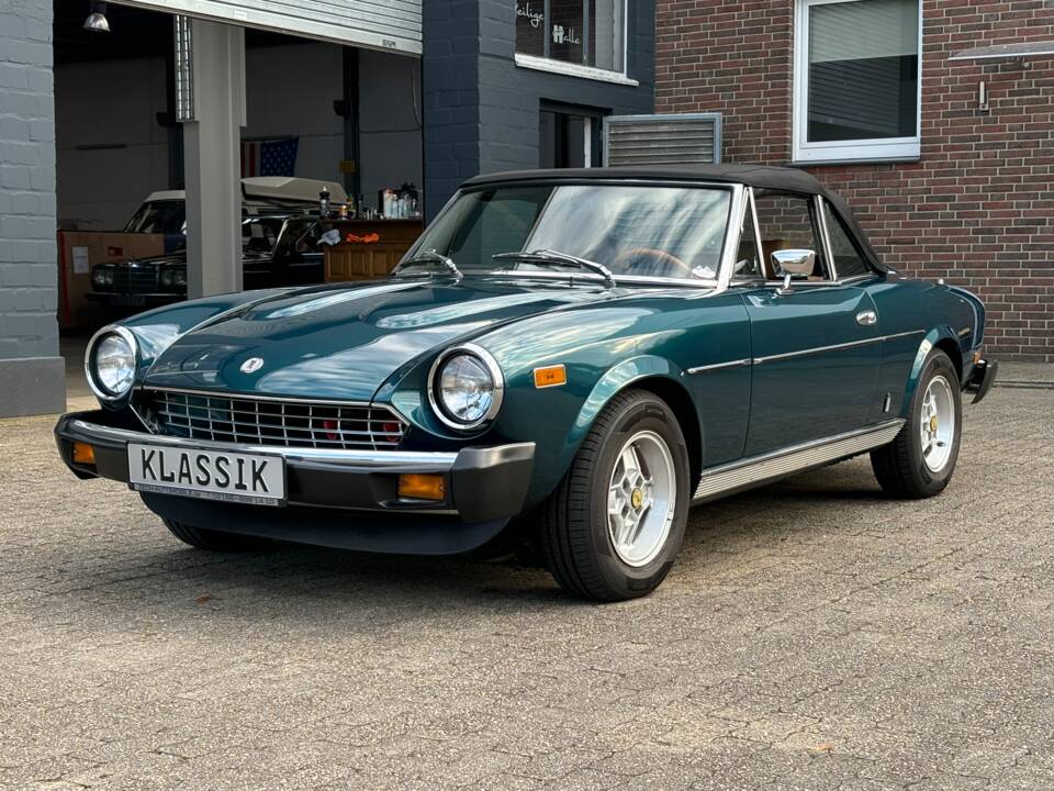 Imagen 12/37 de FIAT 124 Spider CS2 (1979)