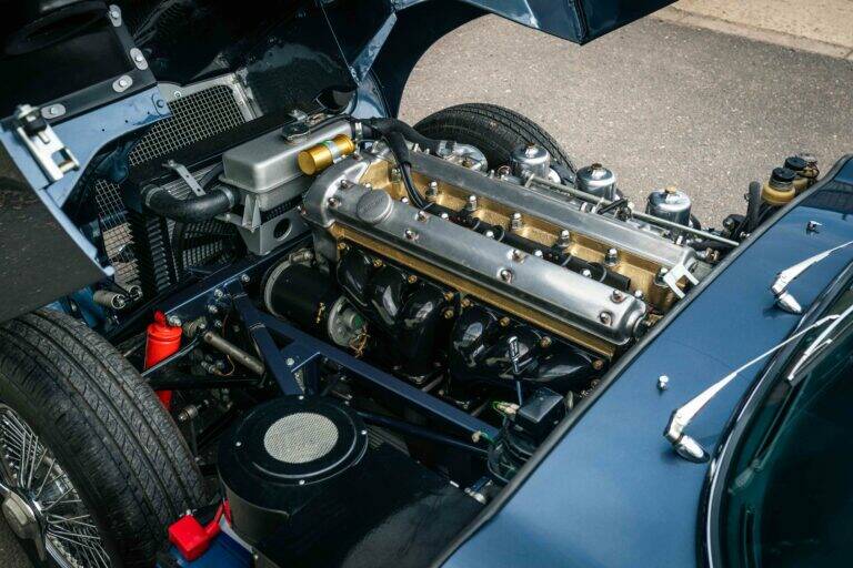 Image 39/55 of Jaguar E-Type 3.8 Flat Floor (1961)