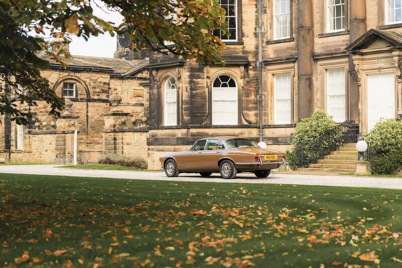 Image 41/50 of Jaguar XJ 12 (1972)