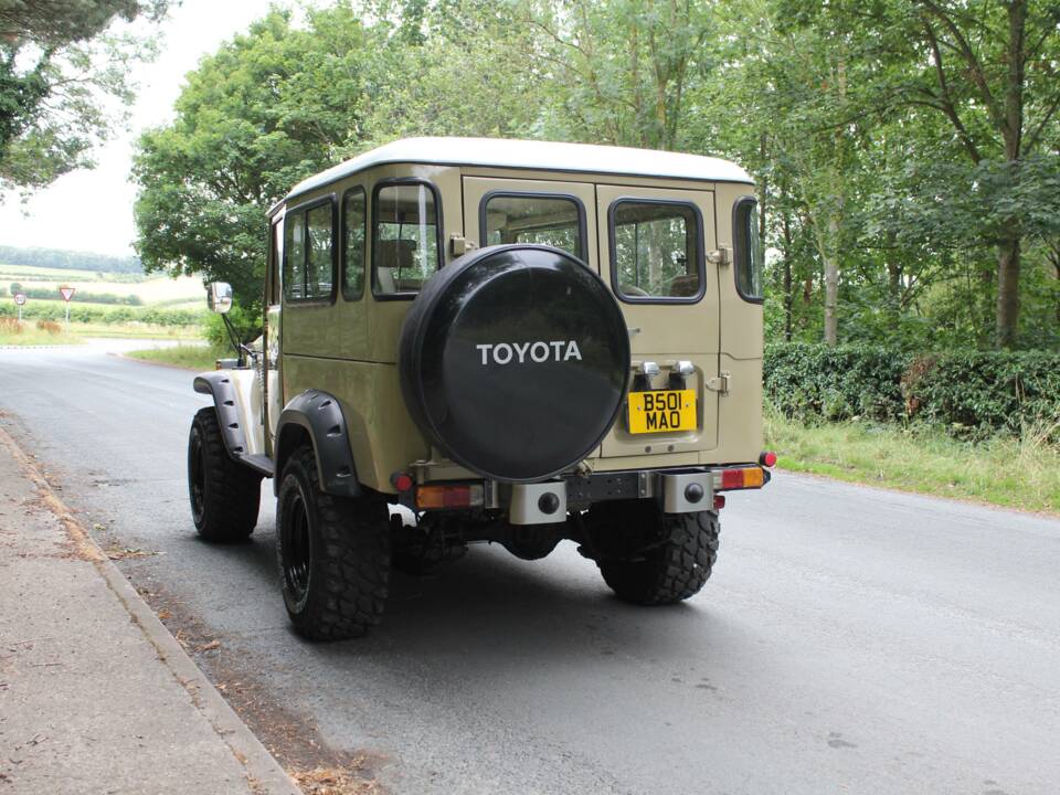 Bild 4/15 von Toyota Landcruiser FJ 45 (1984)