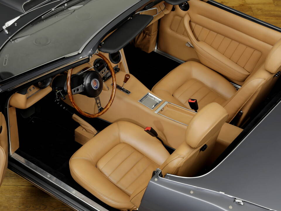 Image 10/23 of Maserati Ghibli Spyder (1970)