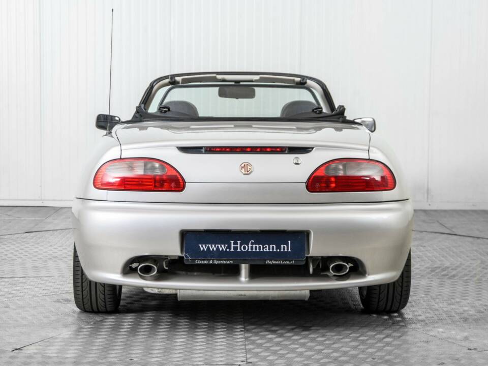 Immagine 13/50 di MG F 1.8i VVC (2000)