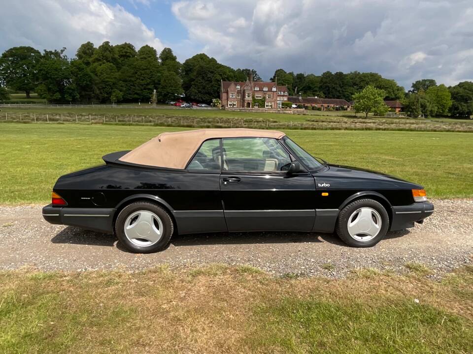Imagen 12/37 de Saab 900 Turbo 16V (1989)