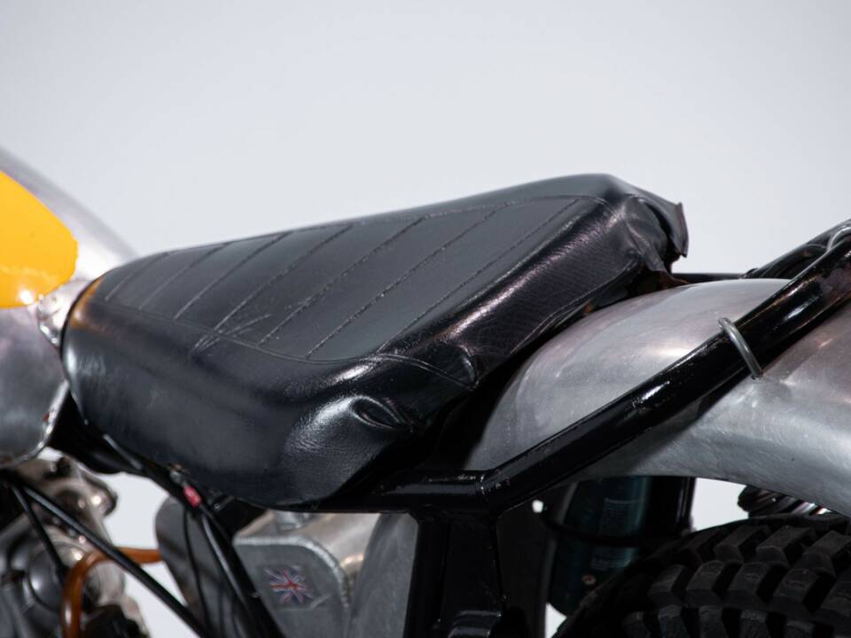 Image 17/50 of BSA DUMMY (1963)