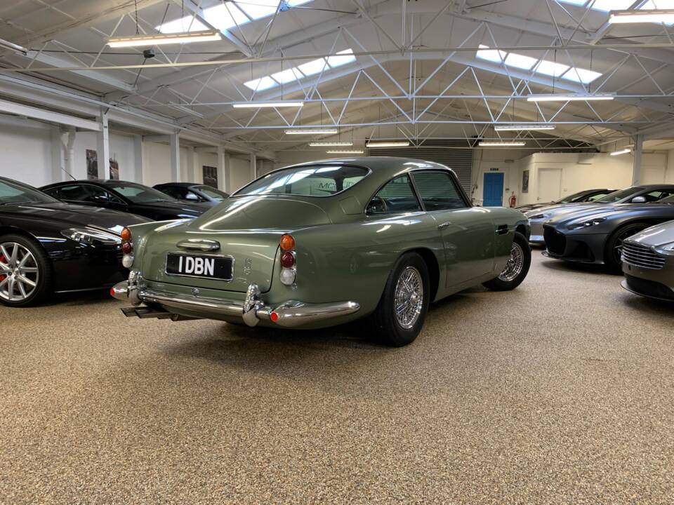 Image 9/16 of Aston Martin DB 5 (1963)