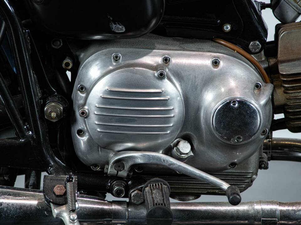 Bild 33/50 von Aermacchi Harley-Davidson DUMMY (1971)