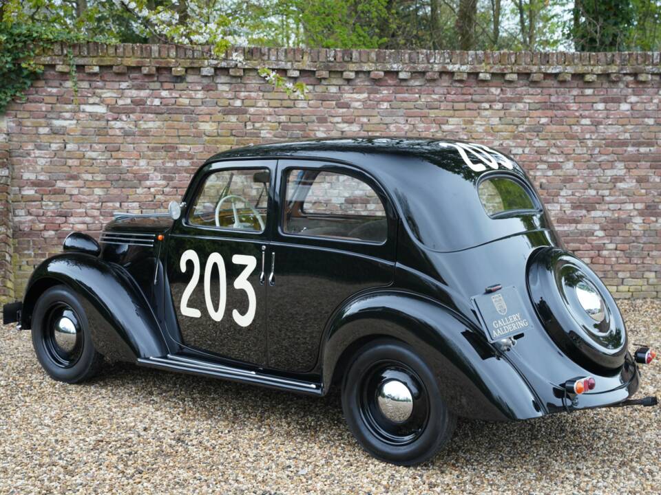 Image 48/50 of FIAT 1100 B (1947)