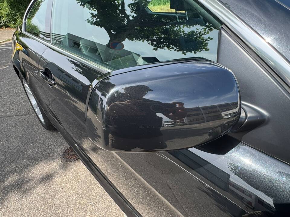 Bild 35/99 von BMW 650i (2007)