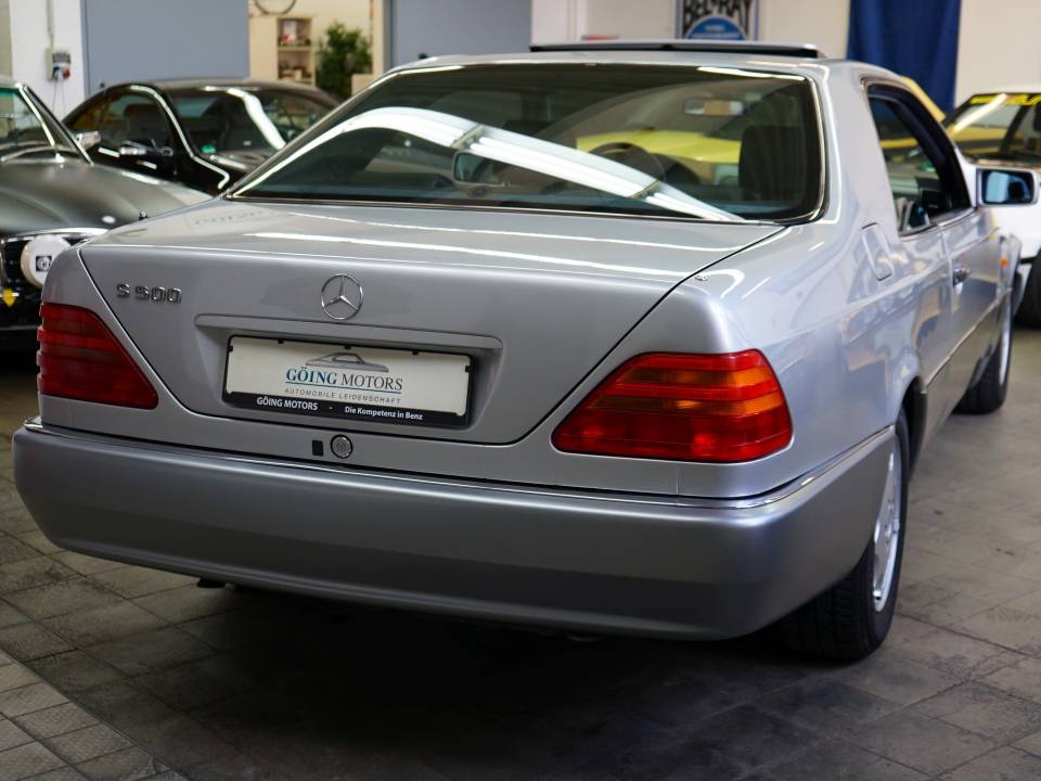 Bild 9/38 von Mercedes-Benz S 500 C (1993)