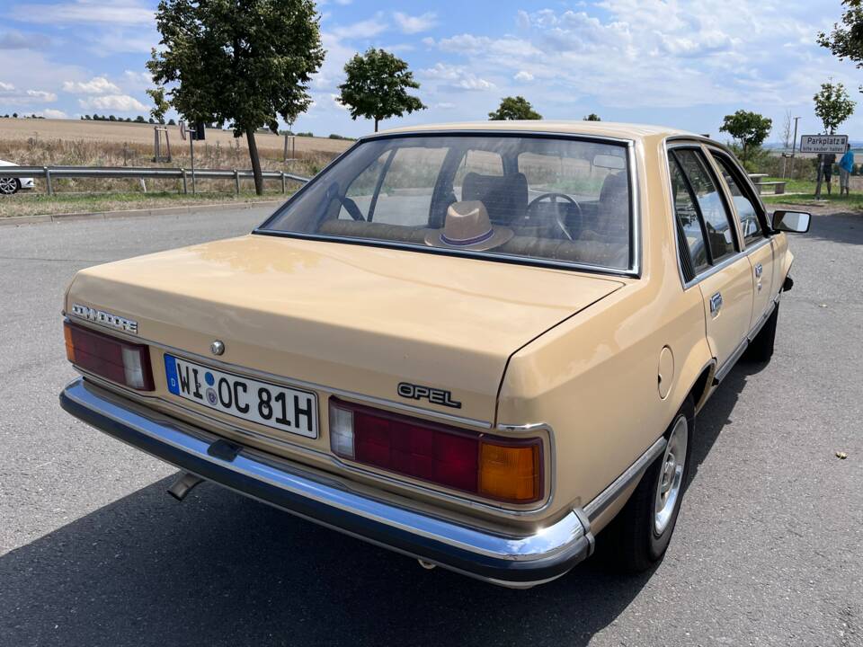 Immagine 9/39 di Opel Commodore 2,5 S (1981)