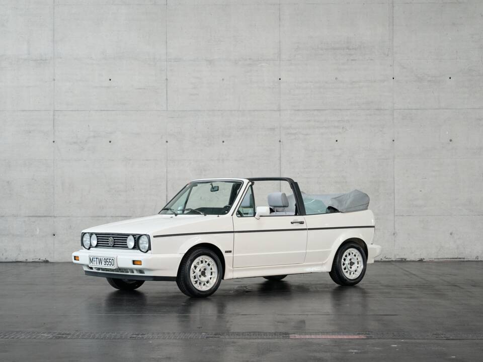 Image 1/50 of Volkswagen Golf Mk I Convertible 1.8 (1989)