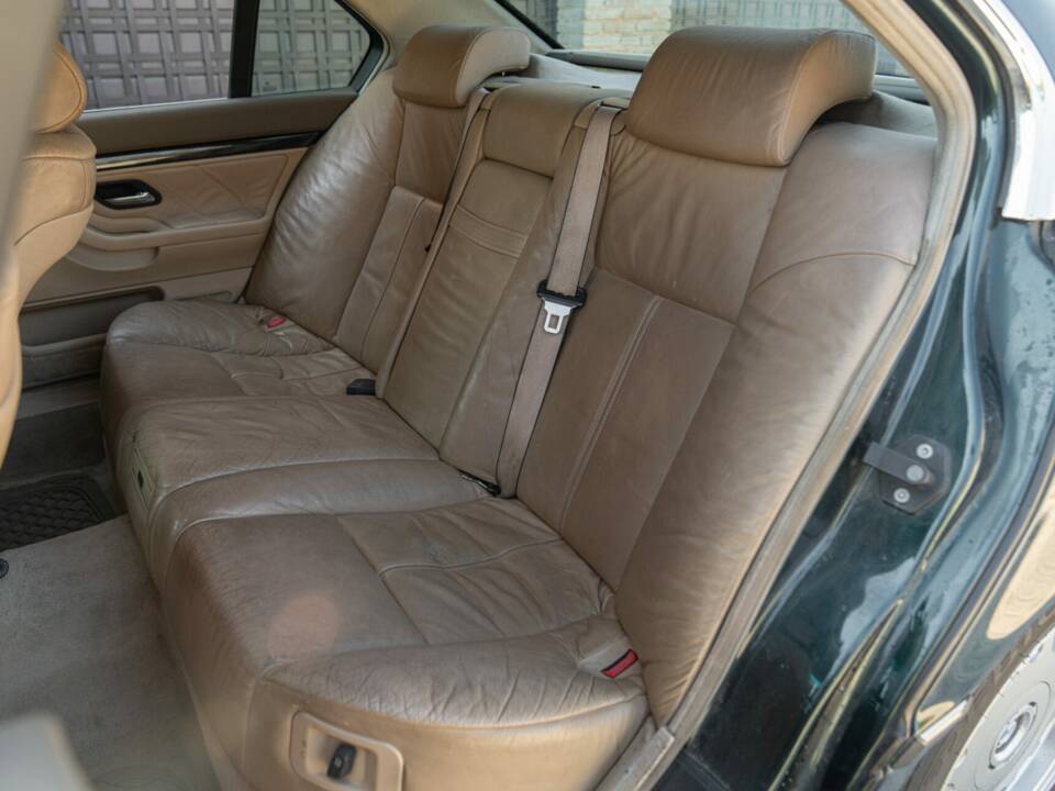 Imagen 43/50 de BMW 725tds (1997)
