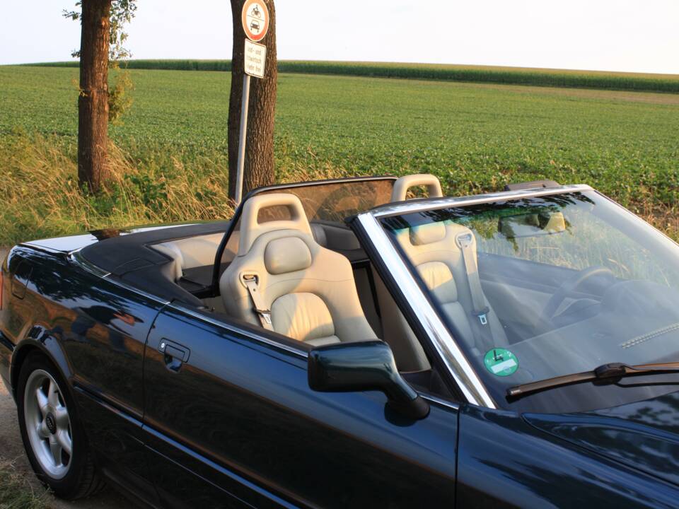 Bild 51/88 von Audi Cabriolet 2.6 (1995)