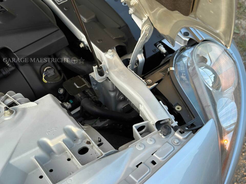 Image 44/84 de Jaguar XK 4.2 (2006)