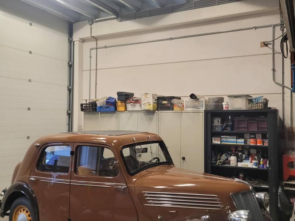 Image 7/7 de Renault Celtaquatre (1936)